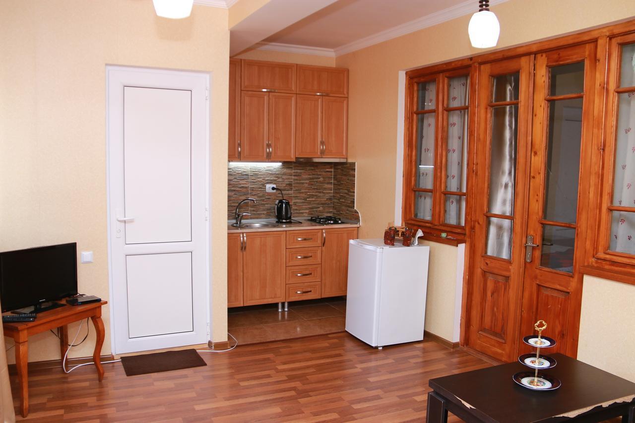 Apartment Nino Botanical Tbilisi Eksteriør billede